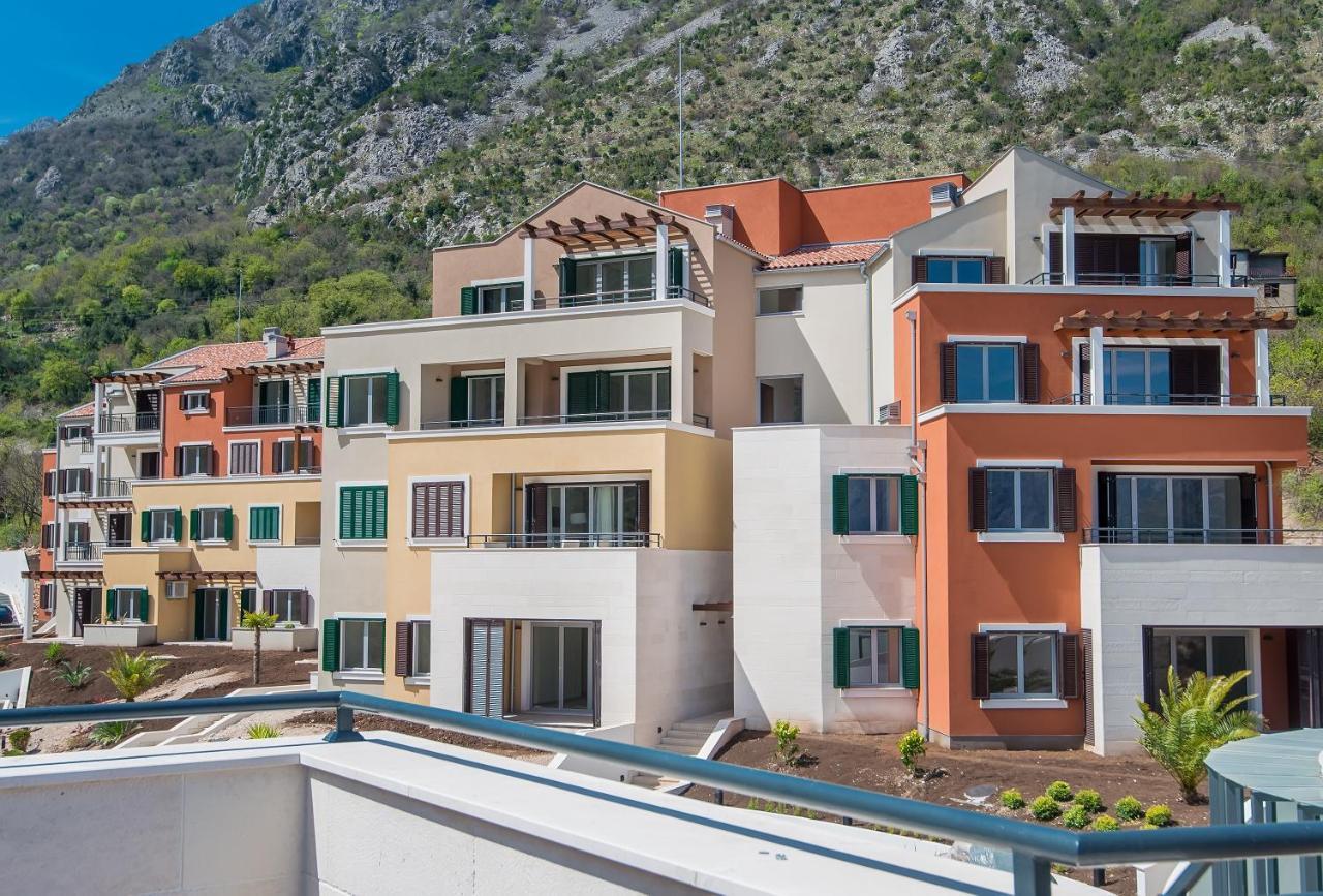 Lavender Bay Apartment F8 Donji Morinj Exterior photo